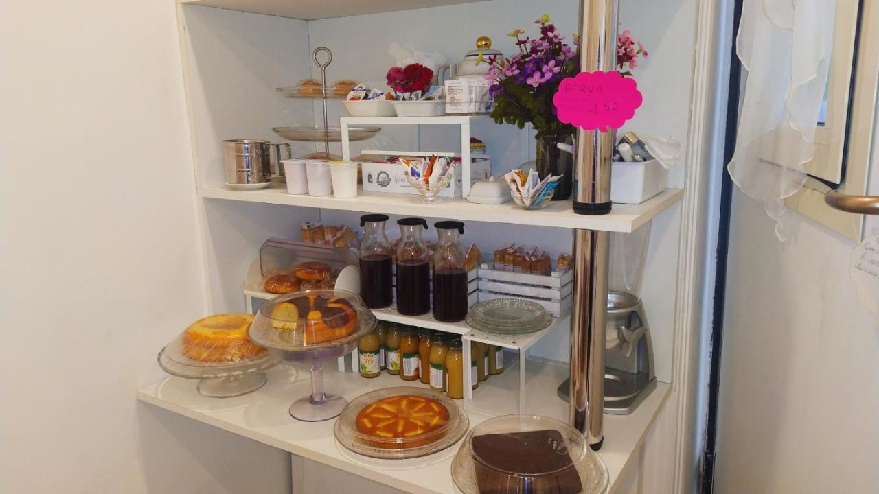 Il Roseto Bed and Breakfast Frosinone Eksteriør billede