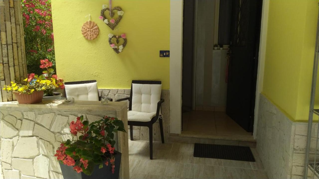 Il Roseto Bed and Breakfast Frosinone Eksteriør billede