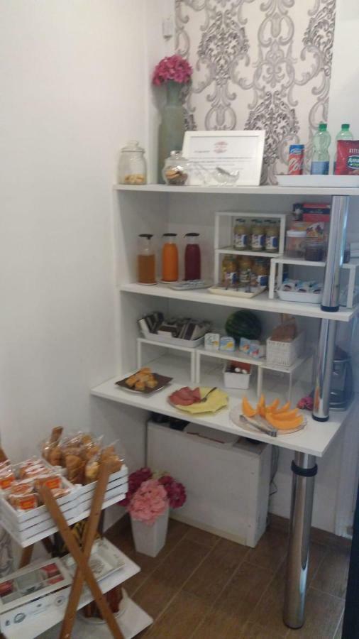 Il Roseto Bed and Breakfast Frosinone Eksteriør billede
